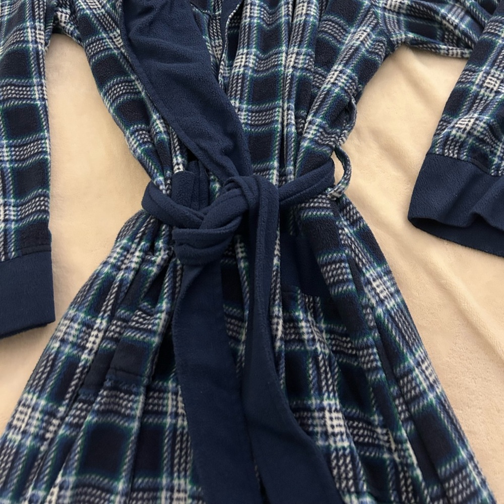 Chaps Plaid Robe - Picture 4 of 4